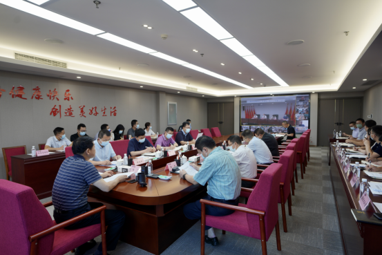 尊龙时凯集团召开疫情防控工作领导小组2022年第3次会议 集团党委书记、董事长、疫情防控工作领导小组第一组长任丁主持会议并讲话